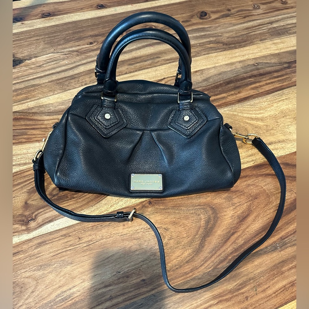 Marc Jacobs Pebbled Leather Handbag with Shoulder Strap